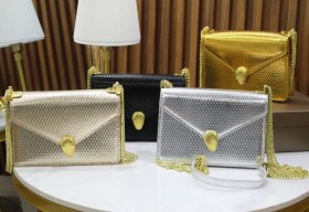 شنط بولغاري Bvlgari