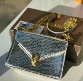 شنط بولغاري Bvlgari