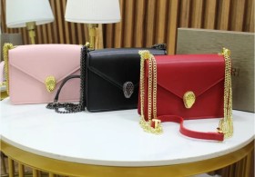 شنط بولغاري Bvlgari