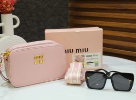 شنط miu miu