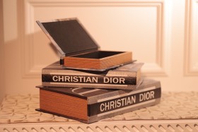 مجموعة كتب ديكورات  CHRISTIAN DIOR