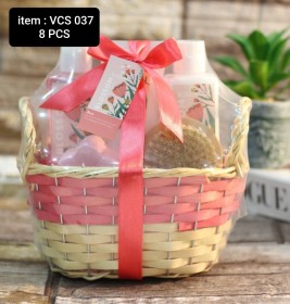 بكج هدايا الحمام في سلة منسوجة – Blossom Weave Basket Bath Gift Set