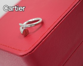 خاتم Cartier مسمار
