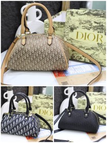 شنط DIOR