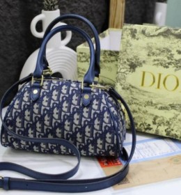 شنط DIOR