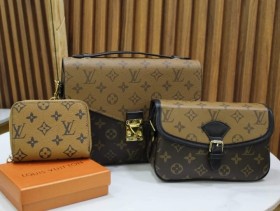 شنط Louis Vuitton ثلاث قطع