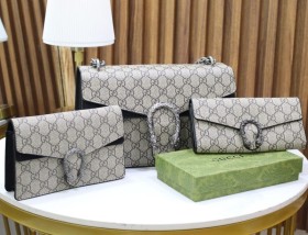 مجموعة GUCCI باللون البيج واسود