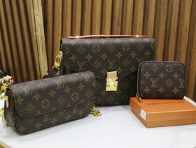مجموعة Louis Vuitton