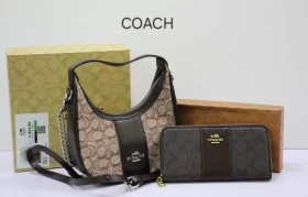 طقم COACH