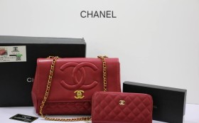 طقم CHANEL