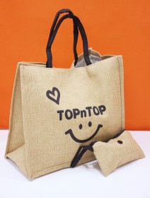 شنط خيش بطابع فني وعملي