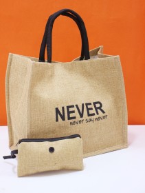 شنط خيش بطابع فني وعملي