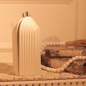 تحف بتصميم  ناعم وانيق