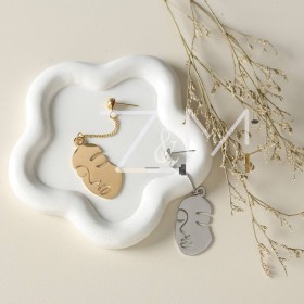 حلق بتصميم وجه