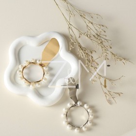 حلق بتصميم عشوائي واللؤلؤ