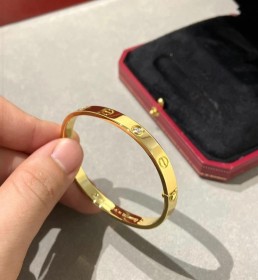 إسواره cartier